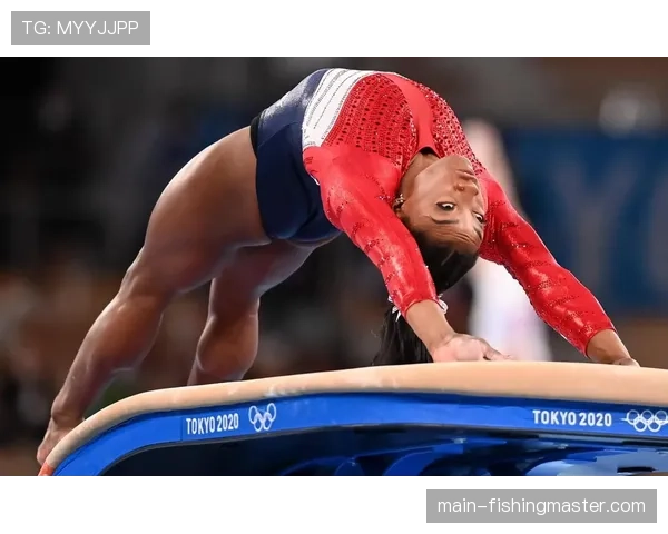 美国体操名将拜尔斯谈产后复出与巴黎奥运目标